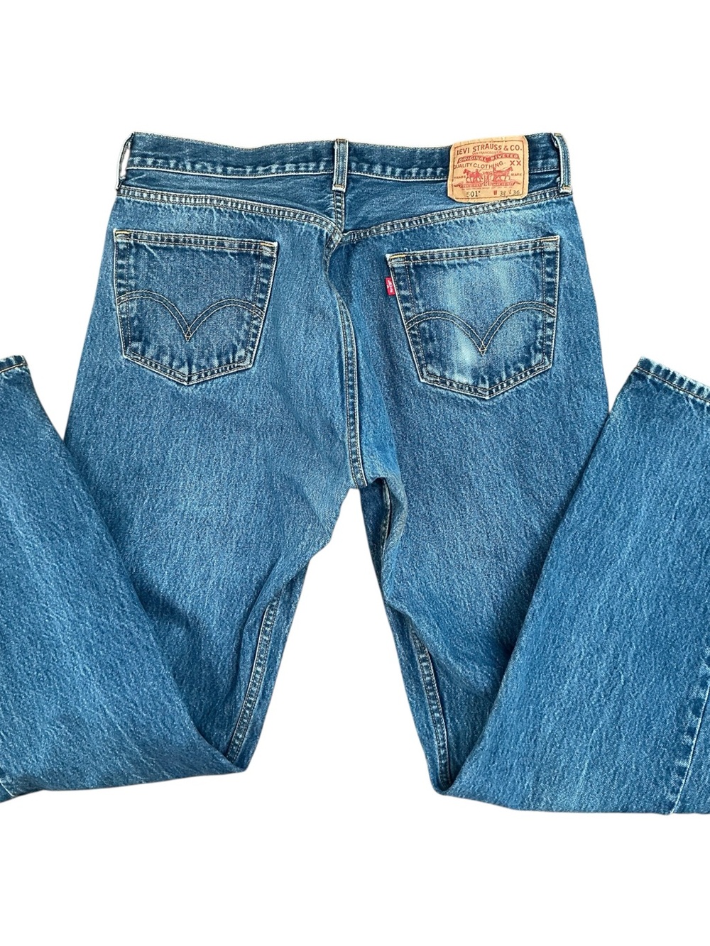 Vintage Levi’s 501 button fly medium wash straight leg jeans 34 x 32